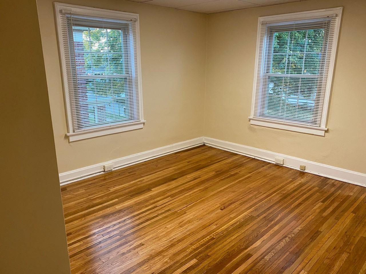 1408 Haines Ave #1408 - Photo 7 of 10