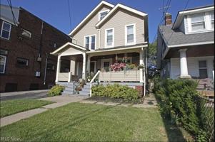 featured image of 1384 Hall Ave #1384