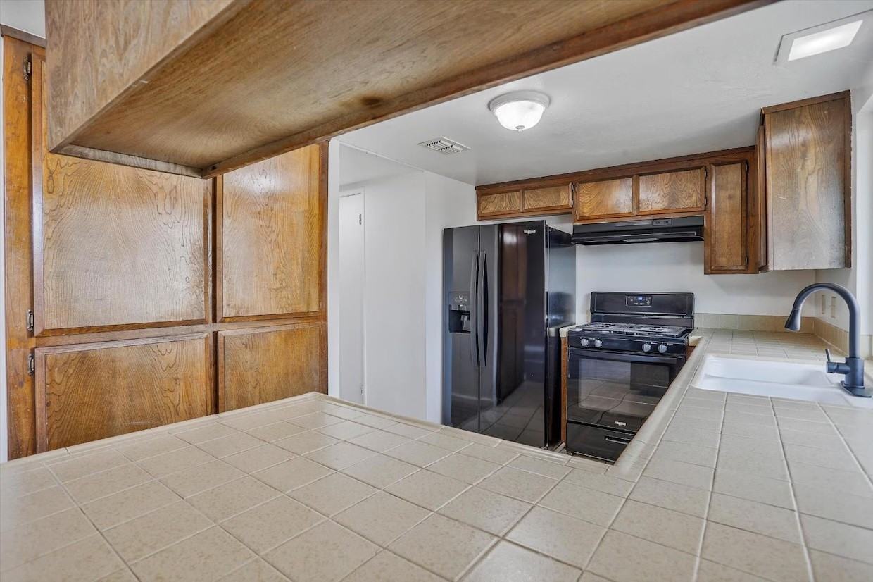 5901 Casa Alegre #NA - Photo 7 of 22