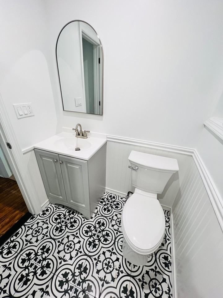 24 Inwood Rd #1-1stFL - Photo 4 of 9