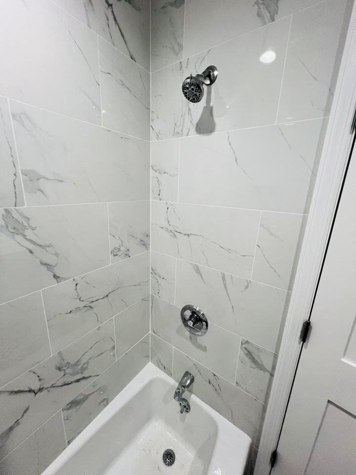 24 Inwood Rd #1-1stFL - Photo 5 of 9