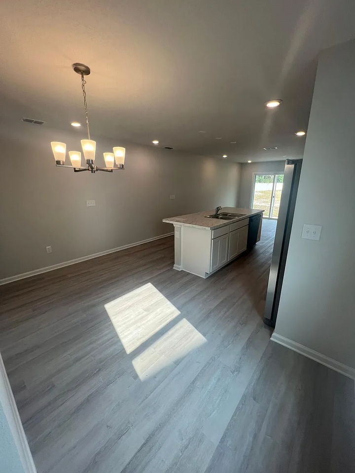 840 Hartshill Pl #840 - Photo 4 of 33