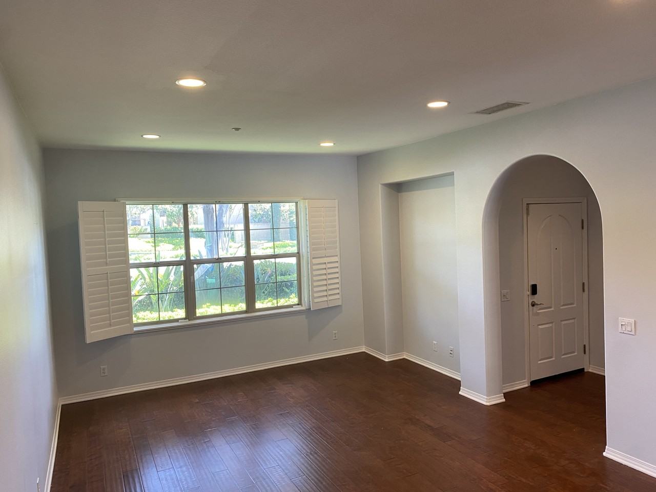 101 Hallmark #101 - Photo 2 of 38