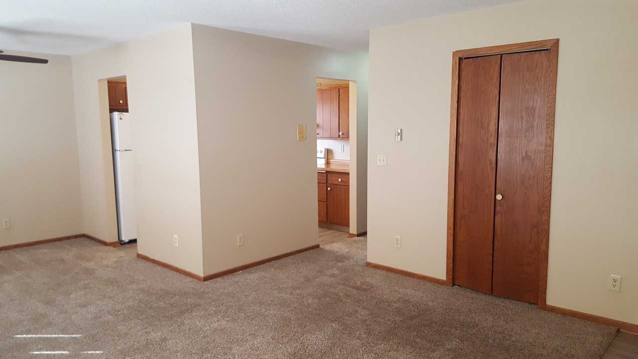 1718 45th St Nw #3 - Photo 4 of 8