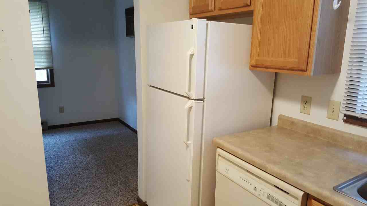 1718 45th St Nw #3 - Photo 6 of 8