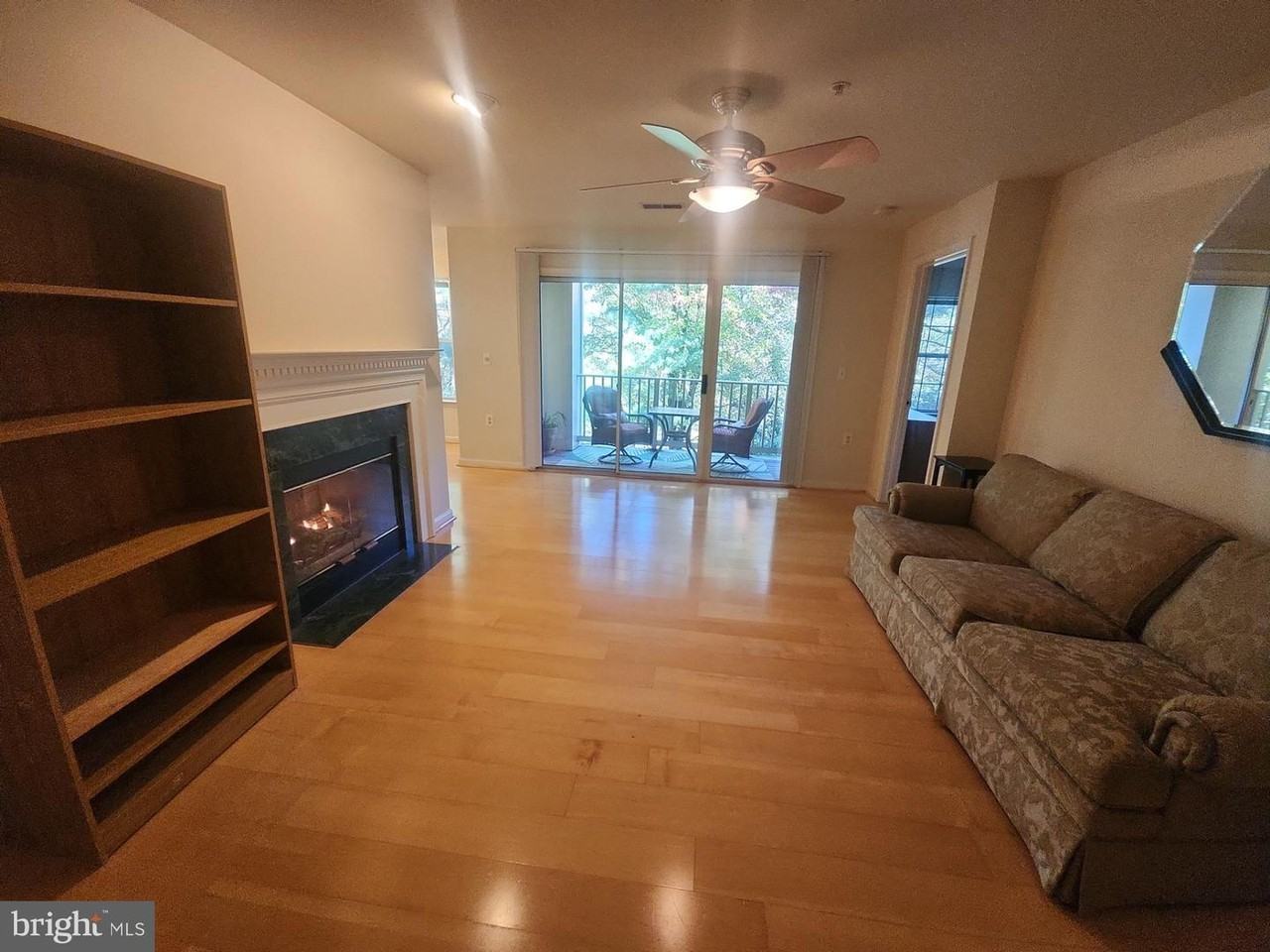 105 Timberbrook Ln #102 - Photo 4 of 17