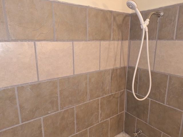 1003 Hancock St #2ndFL - Photo 7 of 9