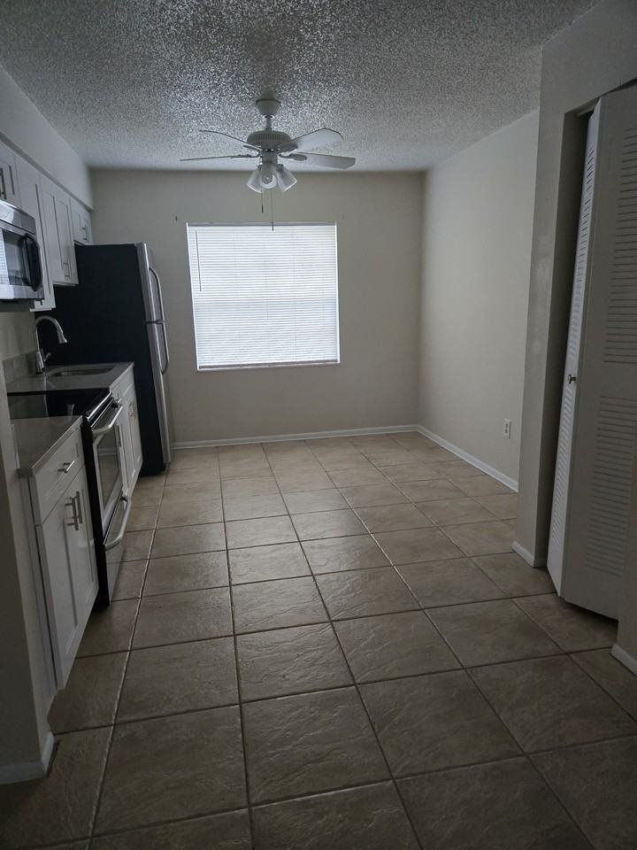 705 Michigan Ct #3 - Photo 6 of 10