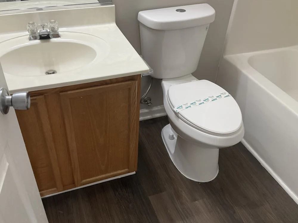 328 Tanner Ct #NA - Photo 4 of 9