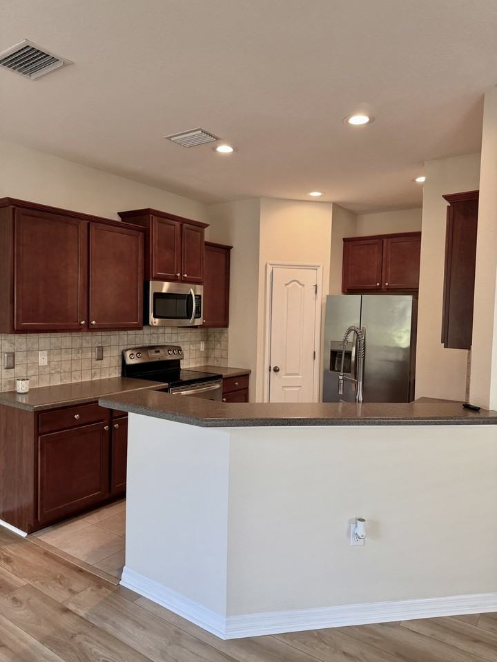 5610 Kingletsound Pl #5610 - Photo 7 of 23