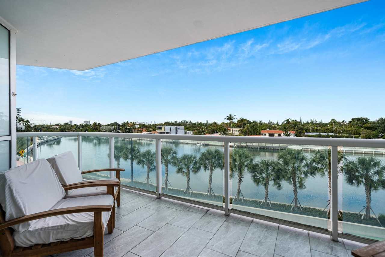 3411 Indian Creek Drive #403 - Photo 5 of 28