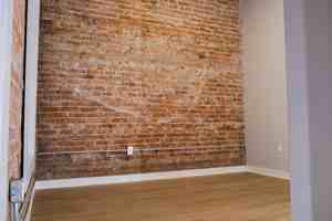 featured image of 140 Simcoe Street