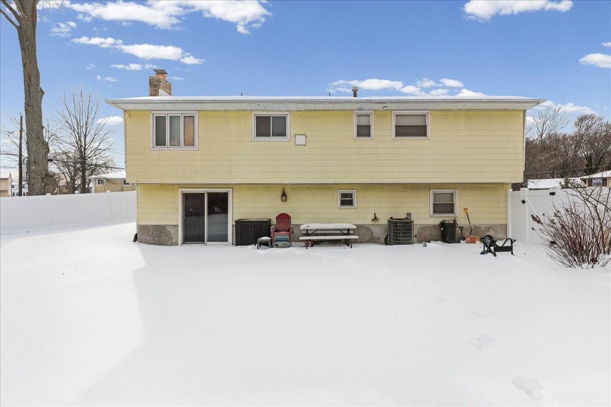 5 Knollwood Dr #1 - Photo 5 of 50