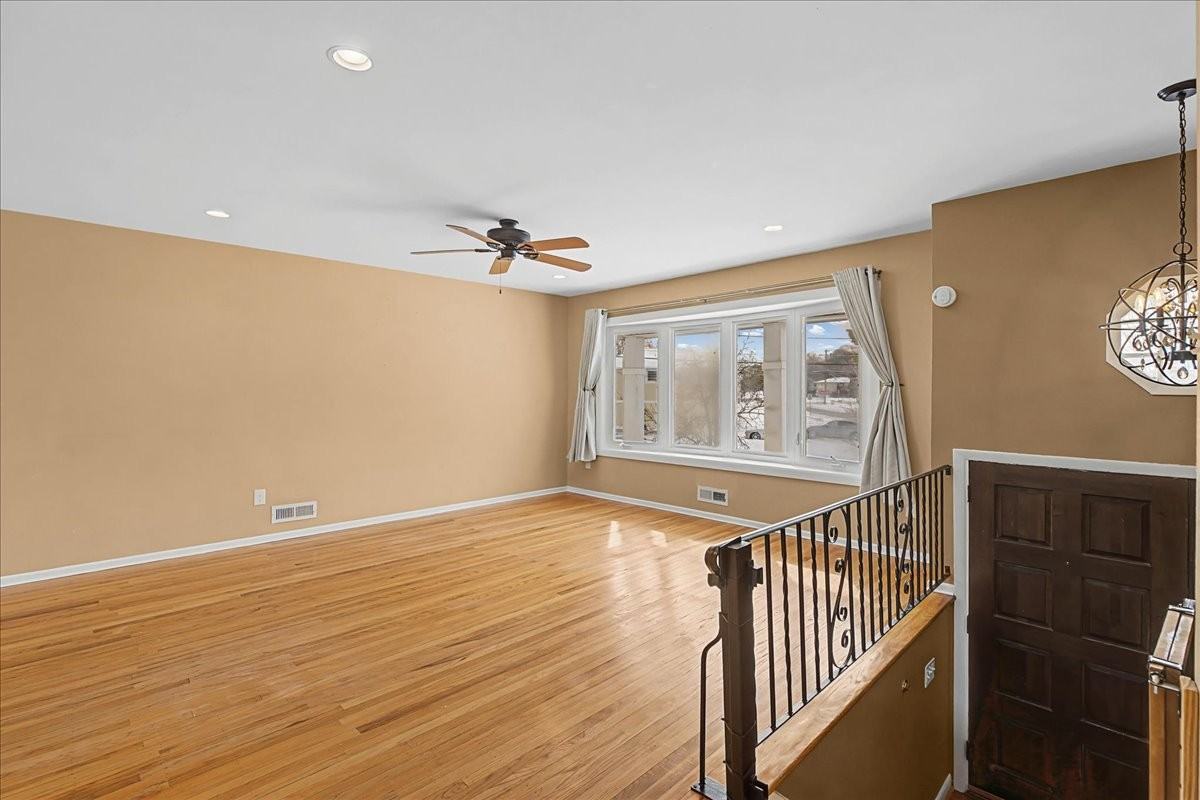 5 Knollwood Dr #1 - Photo 7 of 50