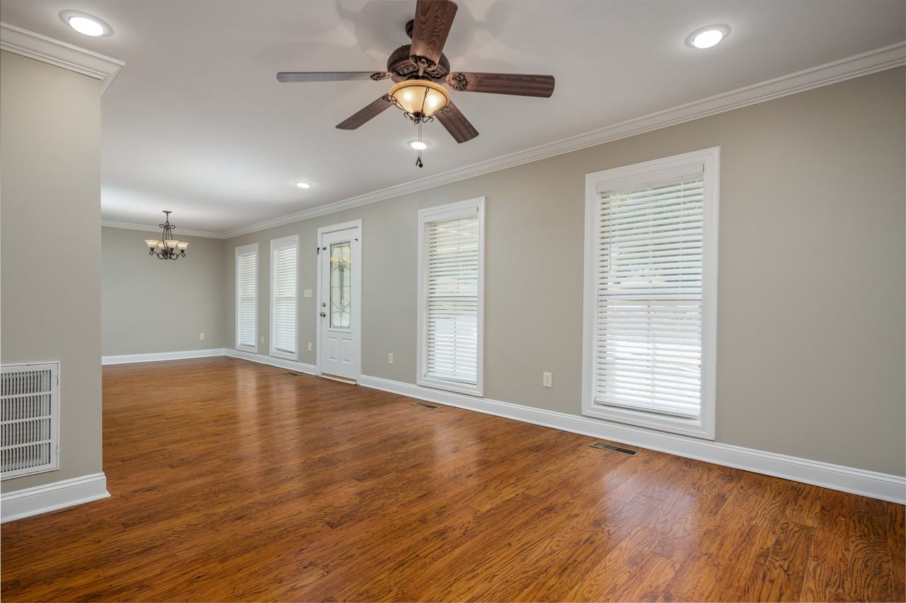 709 Slaughter Rd #1 - Photo 3 of 16