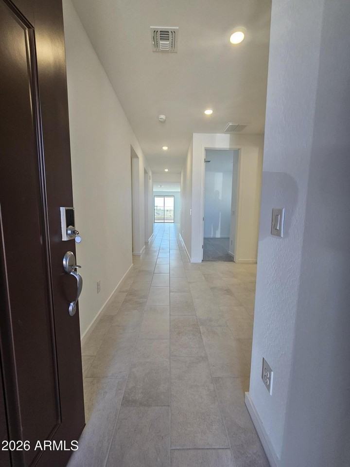 15627 W Hackamore Dr - Photo 3 of 20