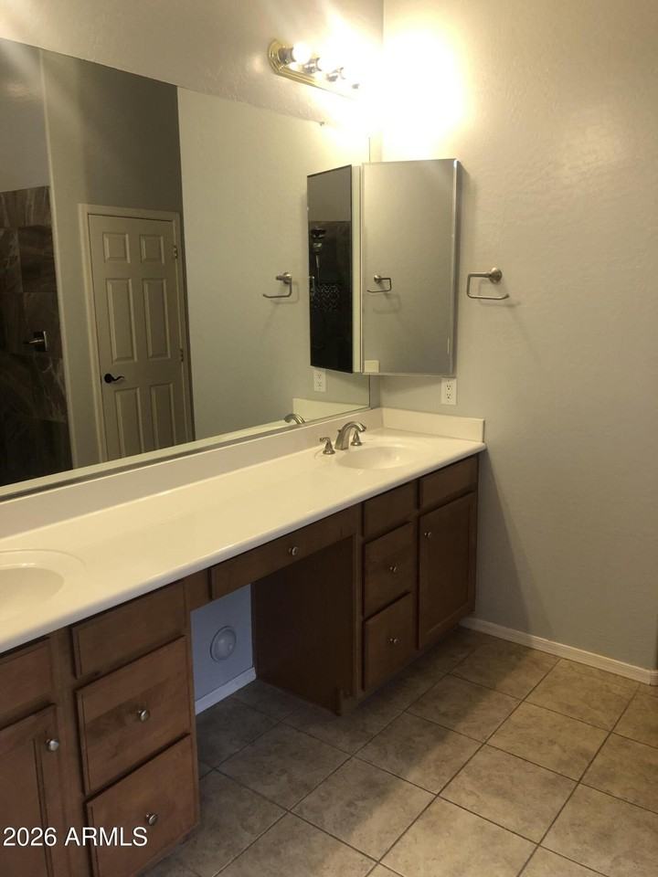 2434 W Red Range Way - Photo 7 of 7