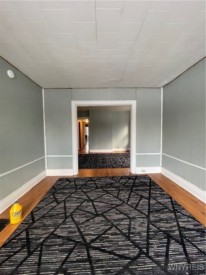 55 Harvard Pl - Photo 7 of 9