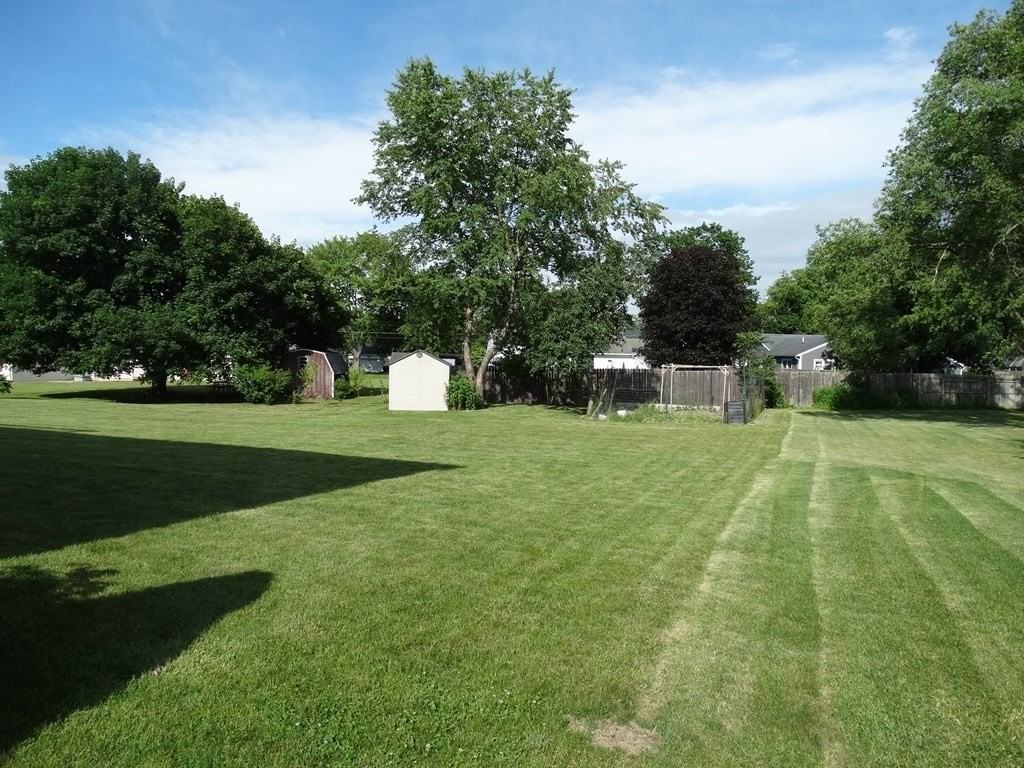 602 Lynhurst Ave - Photo 2 of 14