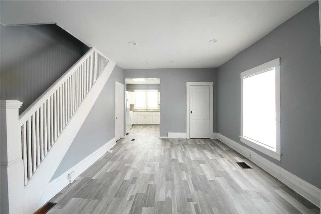 249 Princeton Ave - Photo 3 of 28