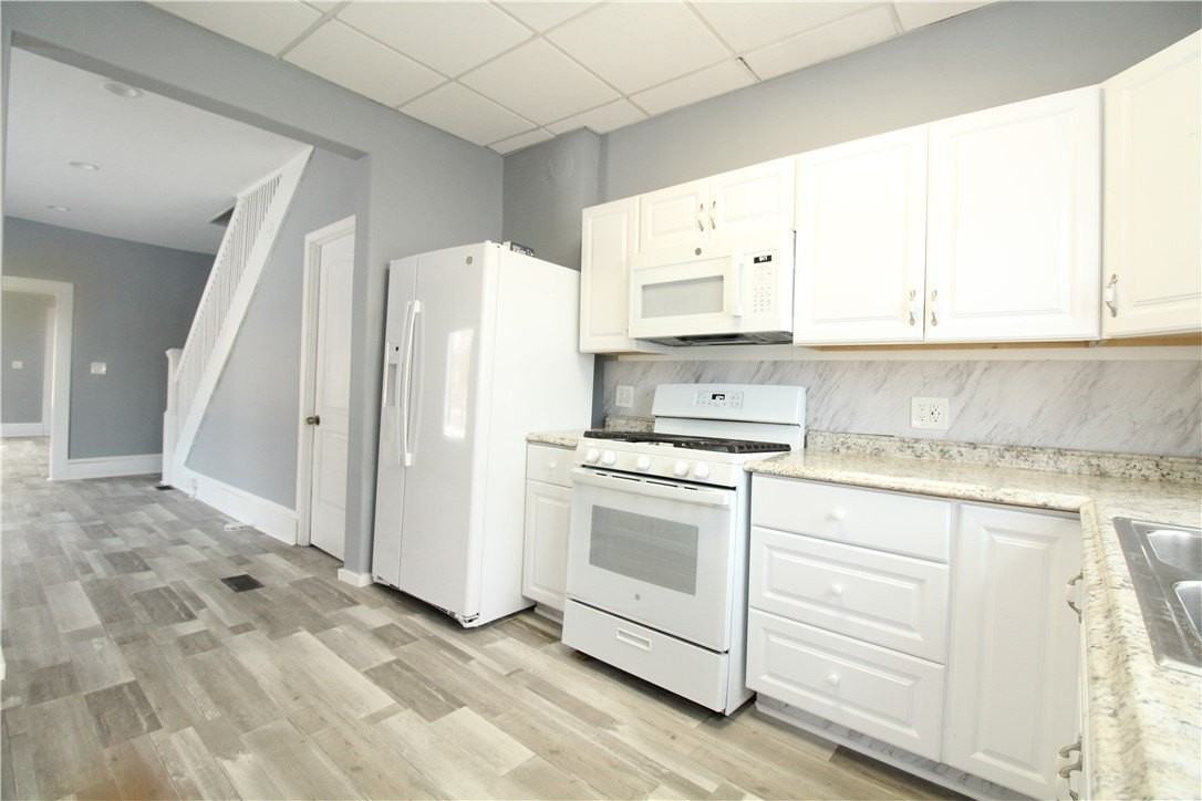 249 Princeton Ave - Photo 7 of 28