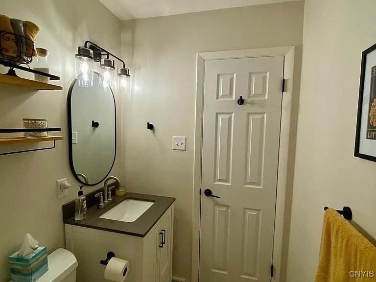 1318 Ashton Rd - Photo 5 of 13