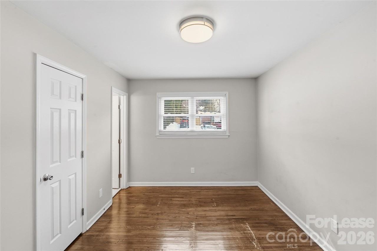 2521 Dora Dr - Photo 5 of 22