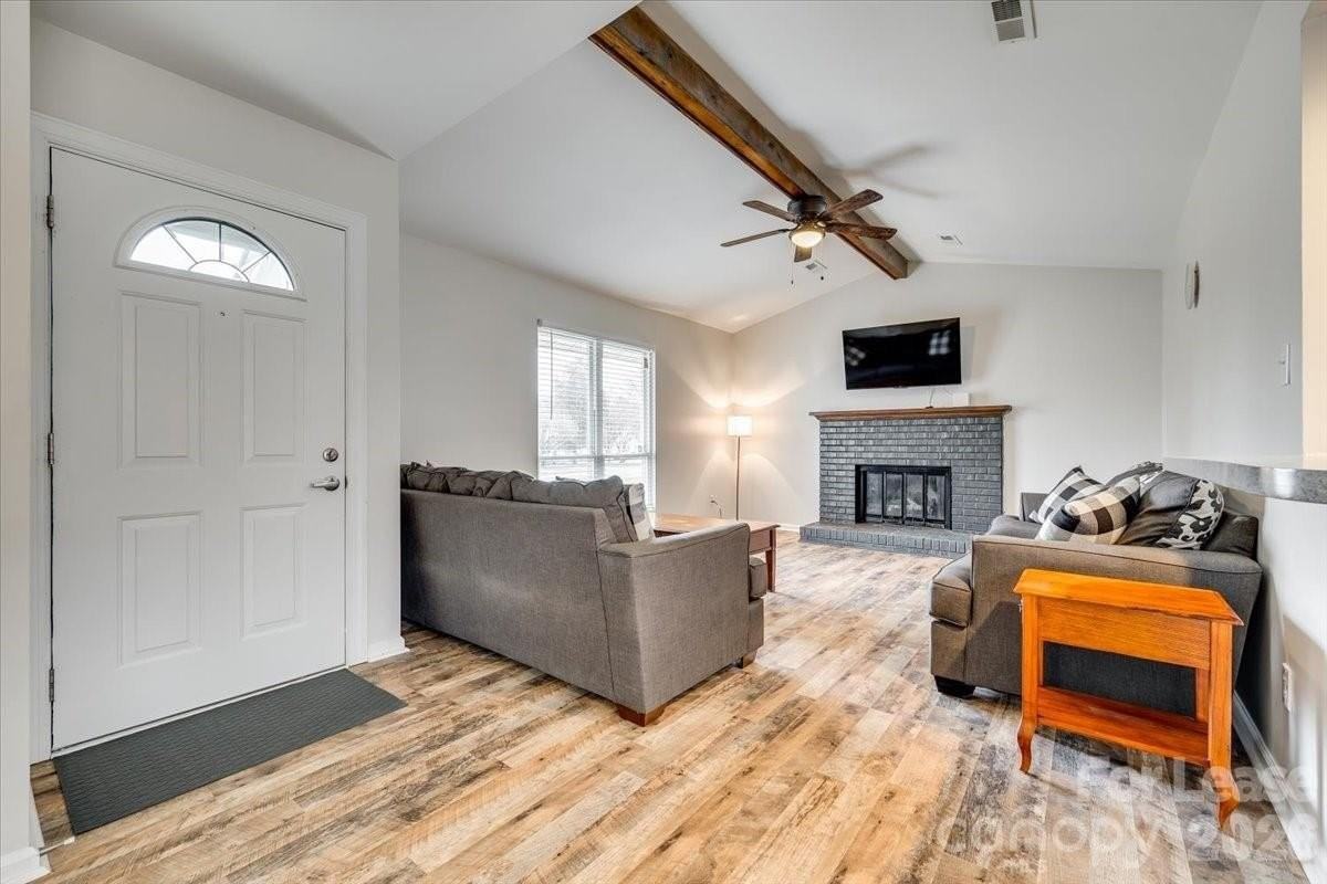 10932 Copper Field Dr - Photo 4 of 29
