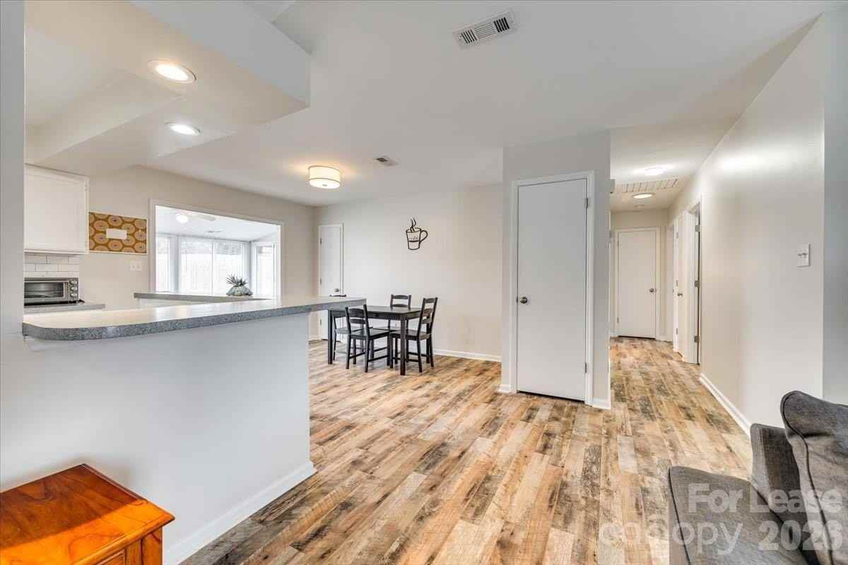 10932 Copper Field Dr - Photo 7 of 29