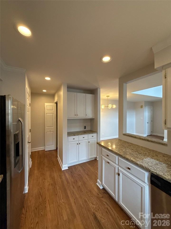 815 Lexington Ave Apt A #A - Photo 6 of 11