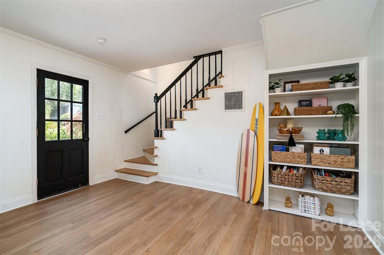 3524 Donovan Pl - Photo 5 of 32