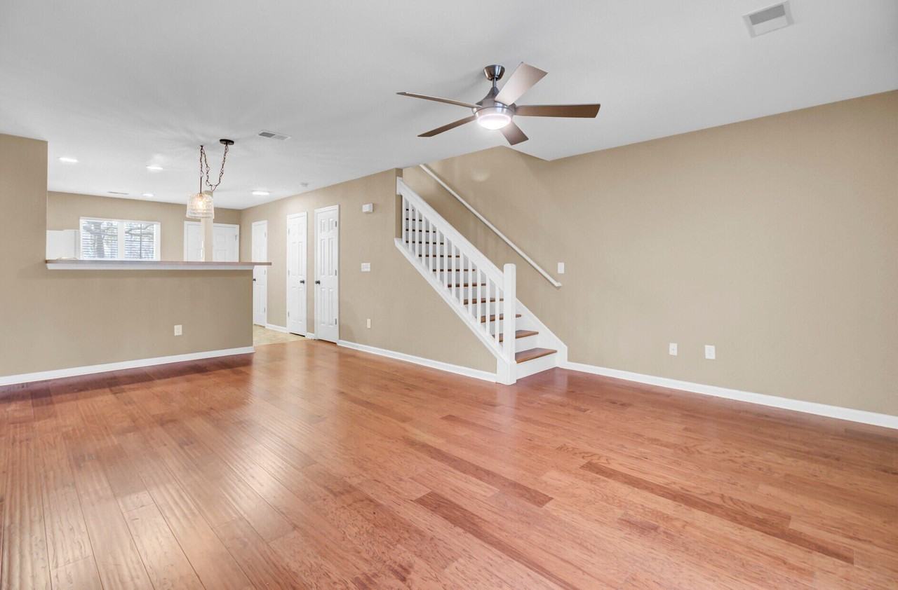 7936 Shadow Oak Dr - Photo 6 of 28