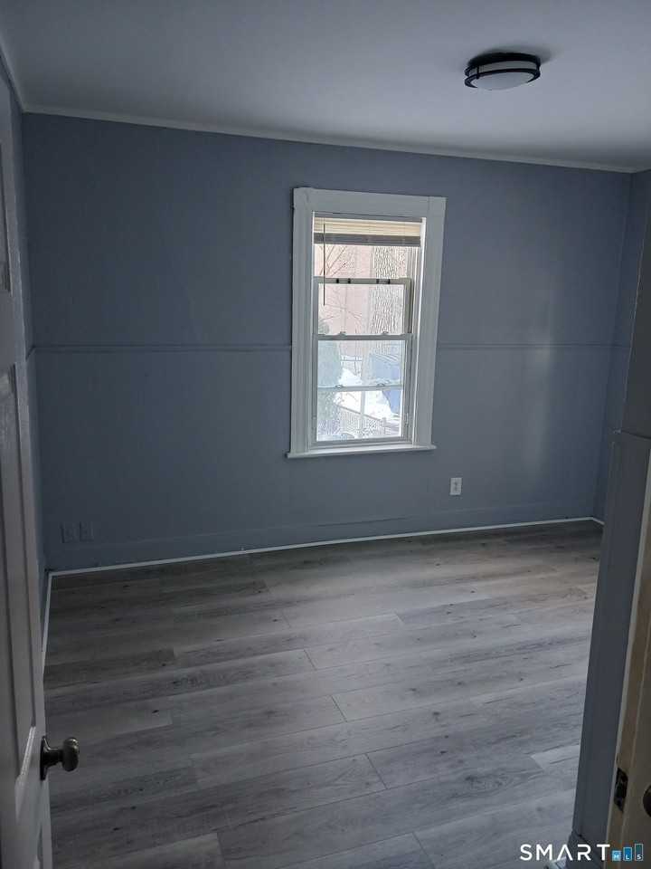 28 Crescent St Apt 2 #2 - Photo 6 of 10