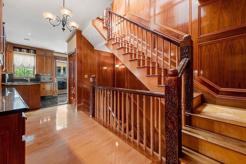 218 W Springfield St - Photo 5 of 26