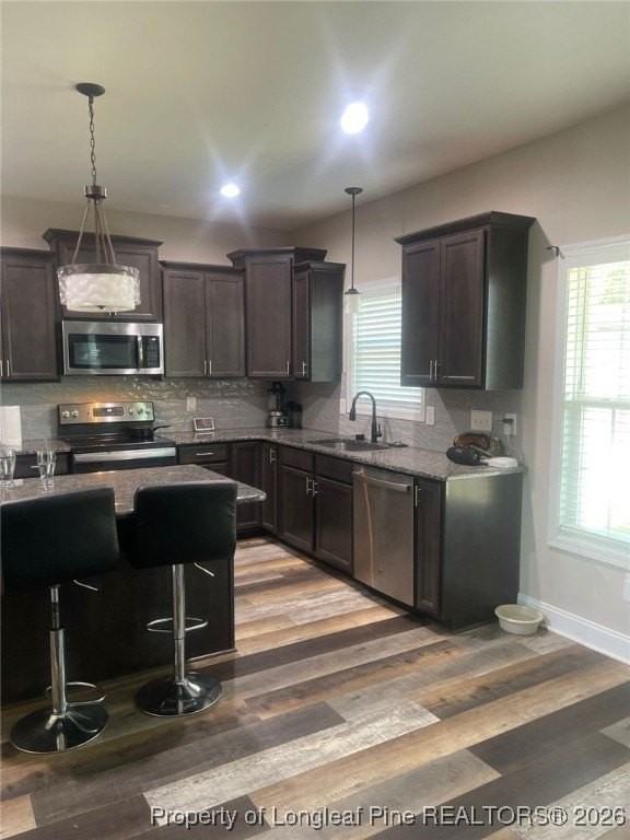 154 Stafford Ave - Photo 3 of 8