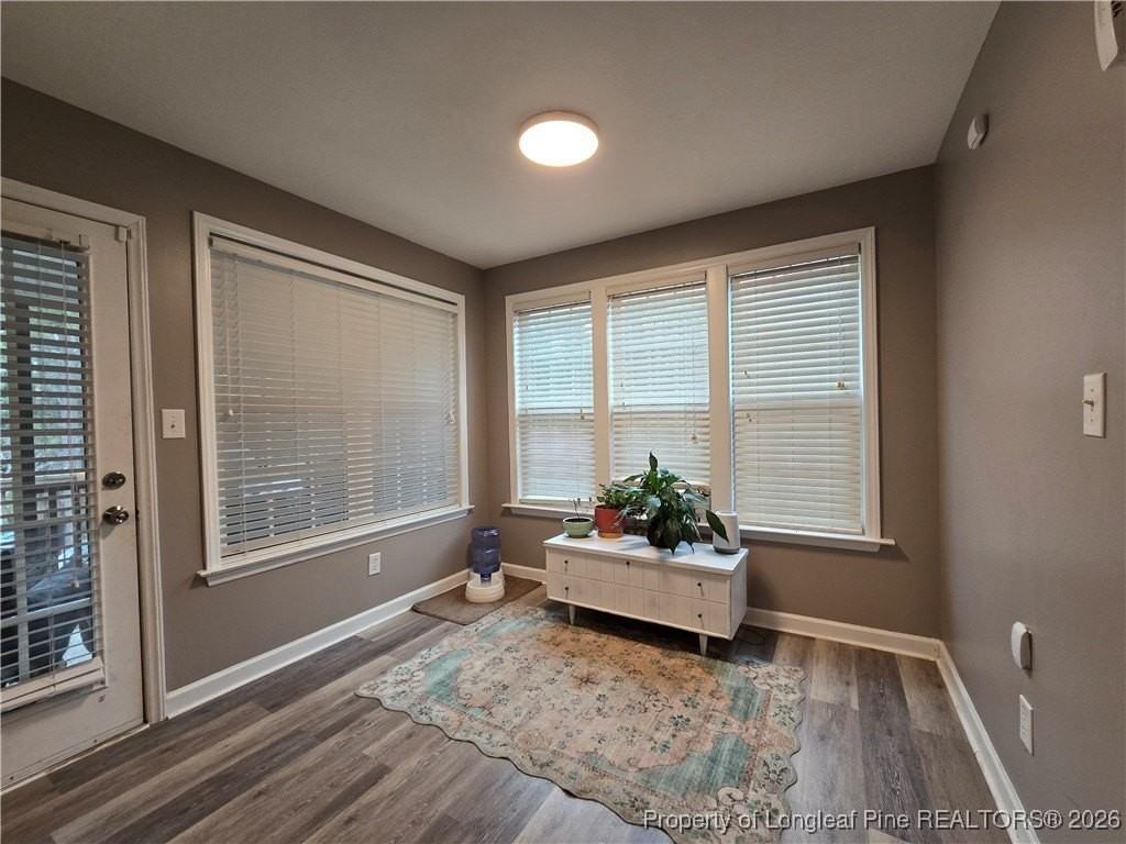 135 Leggett Dr - Photo 7 of 37