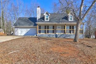 95 Pine Grove Cir - Photo 1 of 1