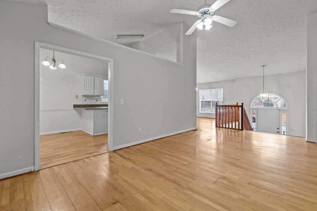 4225 Hopkins Bluff Way - Photo 4 of 43