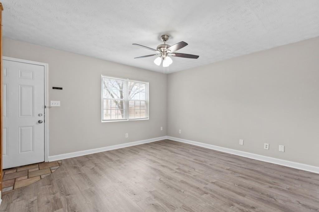 416 Northdale Ct - Photo 5 of 22