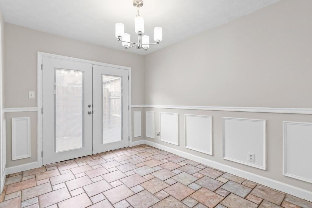 416 Northdale Ct - Photo 7 of 22