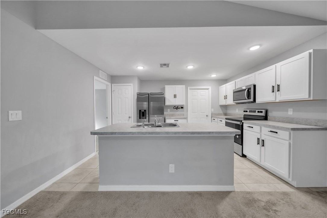 2617 53rd St W - Photo 4 of 22