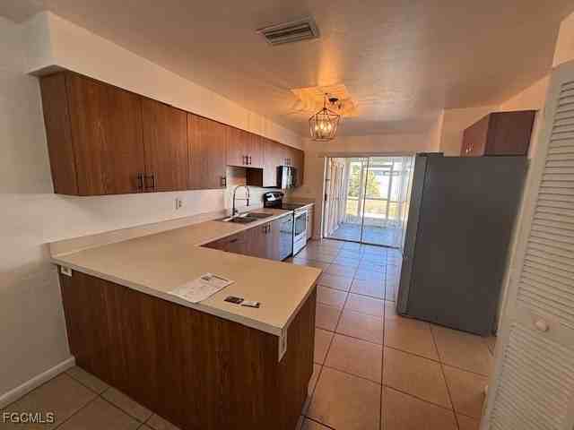 503 Ne 24th Pl - Photo 4 of 14