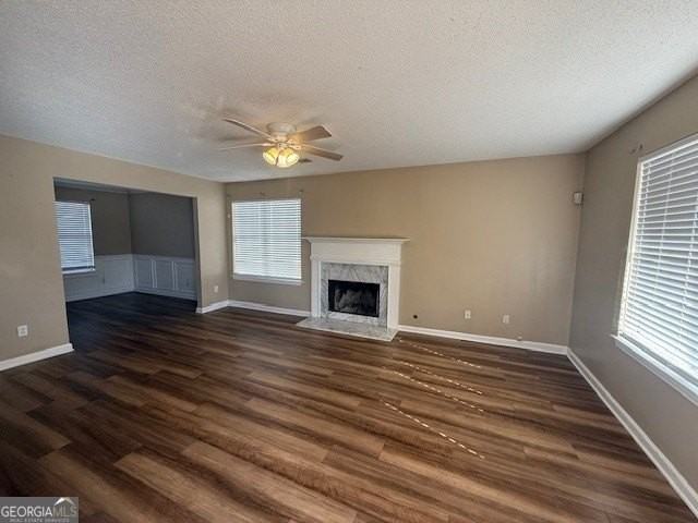 449 Plantation Ct - Photo 3 of 10