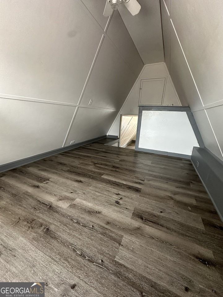 4984 Donald Dr - Photo 5 of 9