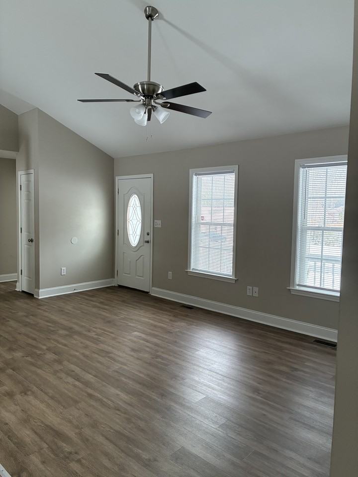 231 Summerpine Pl #1 - Photo 6 of 25