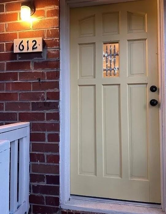 612 Albany St - Photo 2 of 13