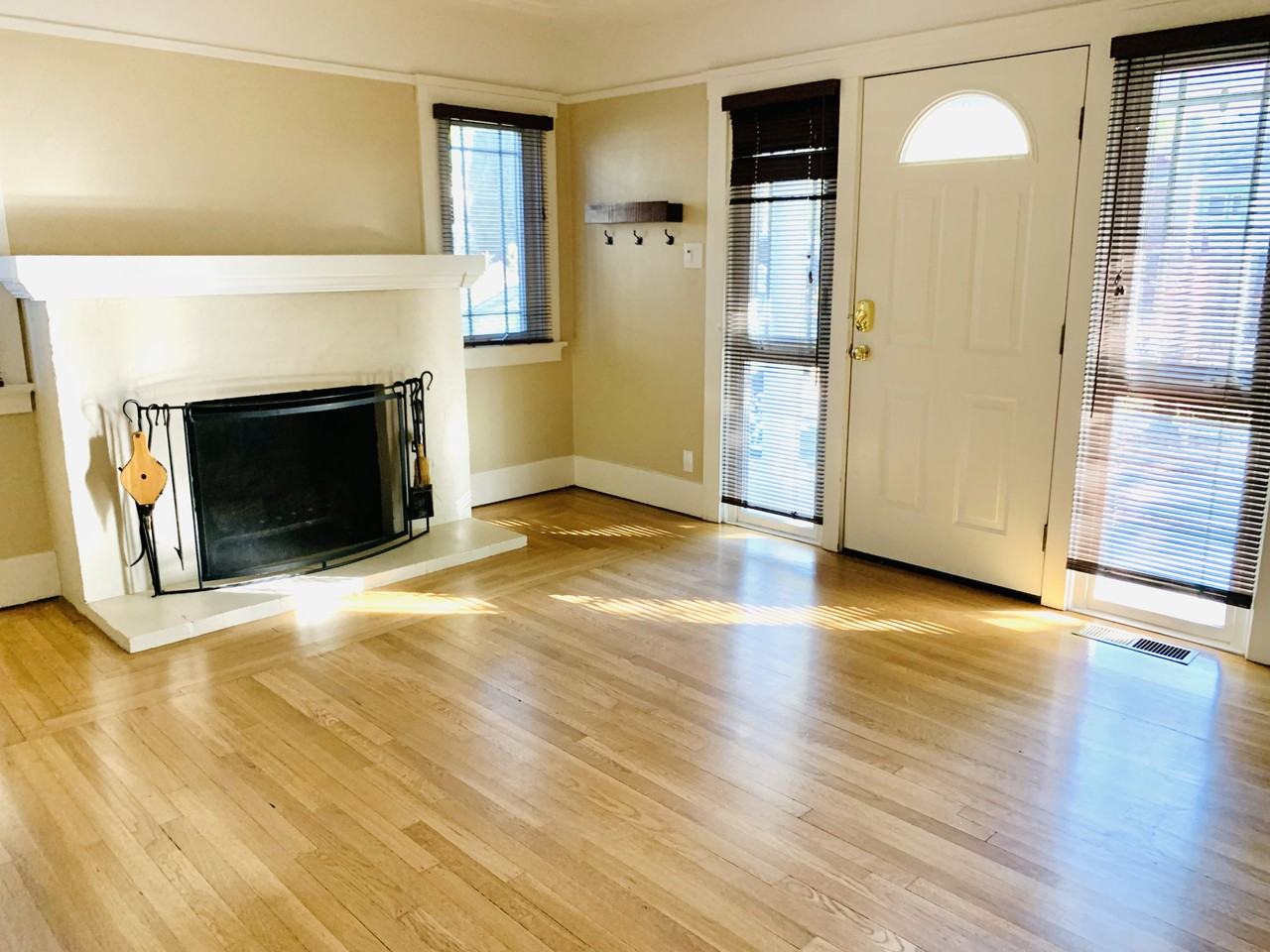 658 Elm St #1 - Photo 2 of 10