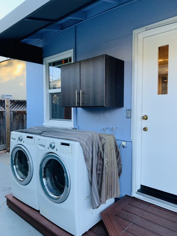 658 Elm St #1 - Photo 4 of 10