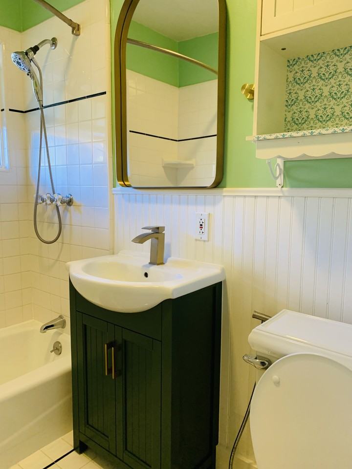 658 Elm St #1 - Photo 7 of 10