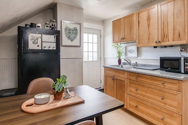 6642 Jefferson Blvd #F - Photo 3 of 21